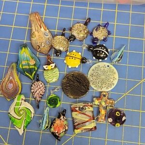 Bundle of 20 Art Artisan Glass Pendant Collection